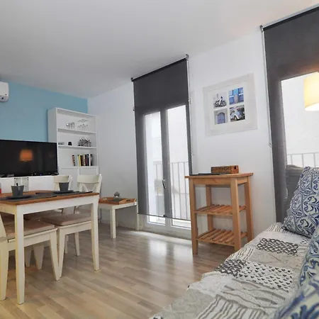 Acogedor En El Centro De L'escala Con Terraza Privada - Hisp-7-28