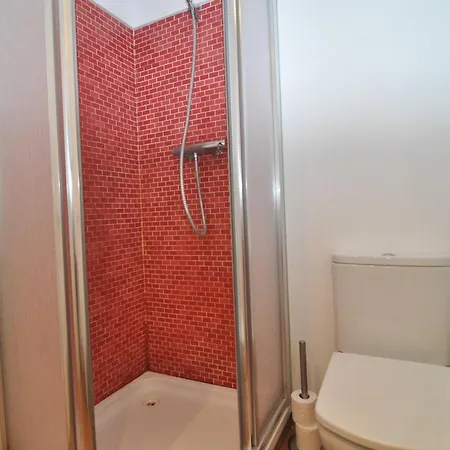 Acogedor En El Centro De L'escala Con Terraza Privada - Hisp-7-28 Apartament *