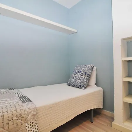 Acogedor En El Centro De L'escala Con Terraza Privada - Hisp-7-28 Apartament